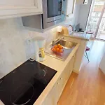 Au Dernier Etage Avec Terrasse, Parking Prive, Clim, Et Wifi - Centre Et A Proximite - Fr-1-196-234 Lejlighed Menton