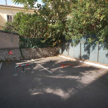 Au Dernier Etage Avec Terrasse, Parking Prive, Clim, Et Wifi - Centre Et A Proximite - Fr-1-196-234 Apartment Menton